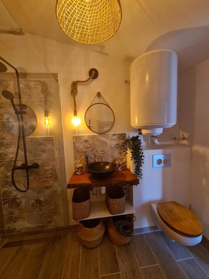 Ty Grain De Sel : Logement Privatif Avec Piscine, Jardin Et Patio Chauvé Exterior foto